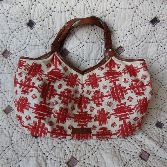 Lucky Brand Handbags - EUC Lucky Brand Large Embroidered Canvas Tote